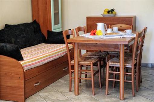 фото отеля Hotel Villaggio Pineta Petto Bianco