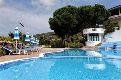 фото отеля Hotel Villaggio Pineta Petto Bianco