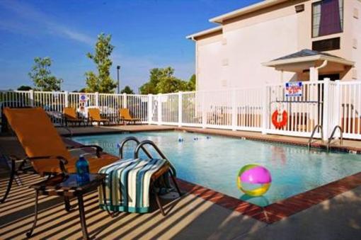 фото отеля BEST WESTERN Zachary Inn