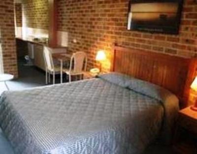 фото отеля Lake Haven Motor Inn & Apartments
