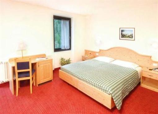 фото отеля Hotel Cristallo Peio