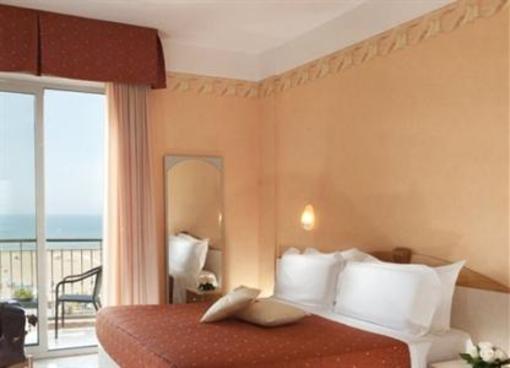 фото отеля Hotel Ambra Rimini