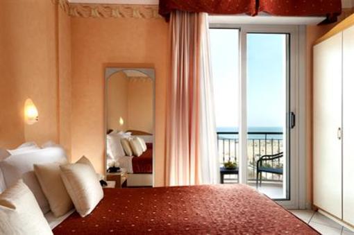 фото отеля Hotel Ambra Rimini