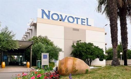 фото отеля Novotel Narbonne Sud Hotel