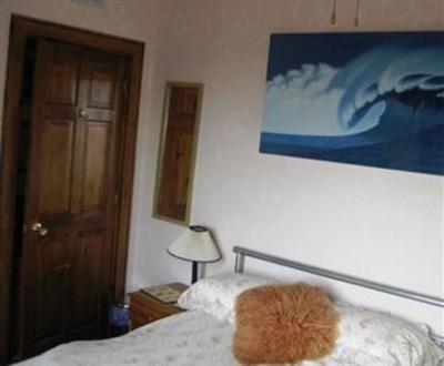 фото отеля Hollytree B&B
