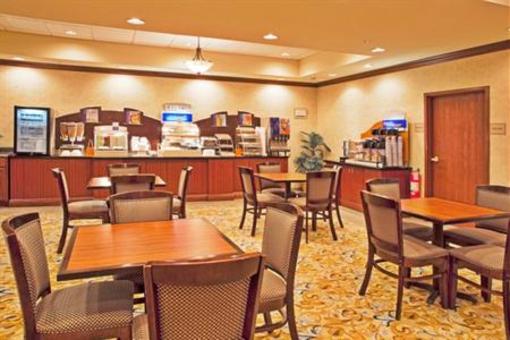 фото отеля Holiday Inn Express Hotel & Suites Bartow