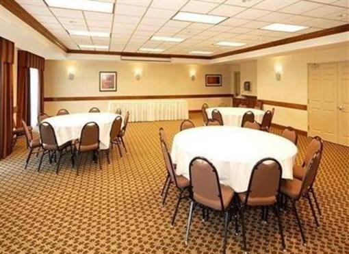 фото отеля Comfort Suites Oshkosh