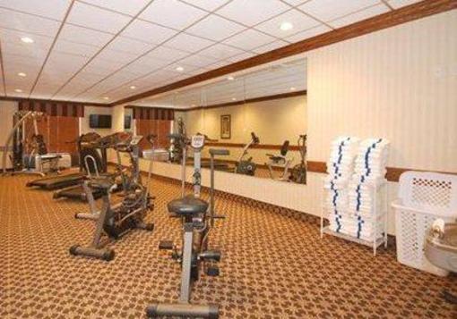 фото отеля Comfort Suites Oshkosh