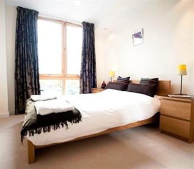 фото отеля Your Space Serviced Apartments Harbourside