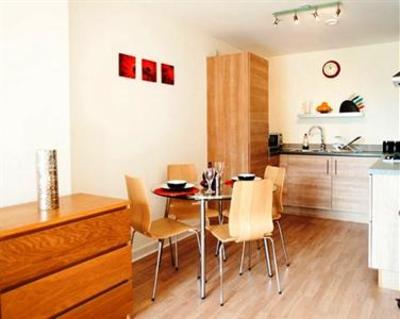 фото отеля Your Space Serviced Apartments Harbourside