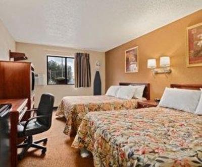 фото отеля Super 8 Motel Richmond Airport