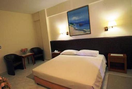 фото отеля Liberty Hotel Rethymno