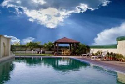 фото отеля Savoy Suites Noida