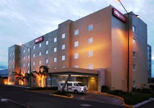 фото отеля City Suites Queretaro