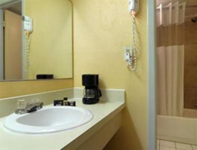 фото отеля Travelodge Wilmington