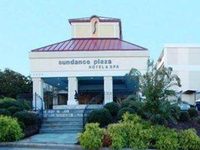 Sundance Plaza Hotel & Suites