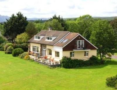 фото отеля Aran Lodge Bantry