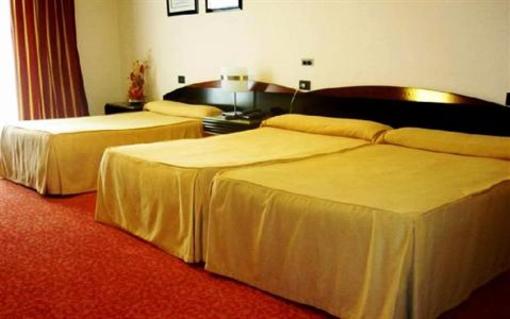 фото отеля Hotel O Val Do Naseiro