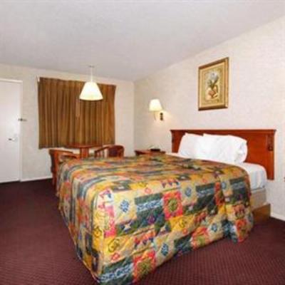 фото отеля Economy Inn Ontario