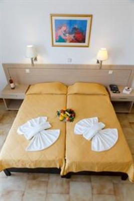 фото отеля Hotel Saint Nicholas