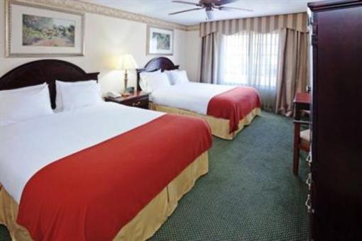 фото отеля Holiday Inn Express Gainesville