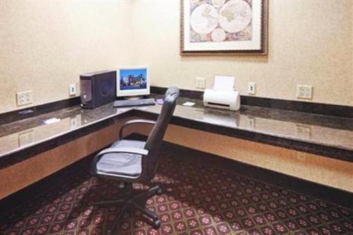 фото отеля Holiday Inn Express Gainesville