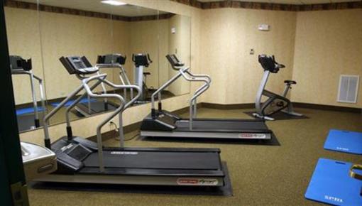 фото отеля Country Inn & Suites Calhoun