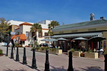 фото отеля Hampton Inn Cocoa Beach