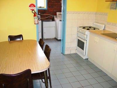 фото отеля Warrnambool Beach Backpackers