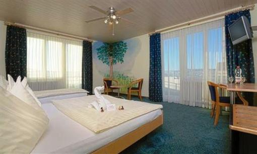 фото отеля Leoneck Hotel