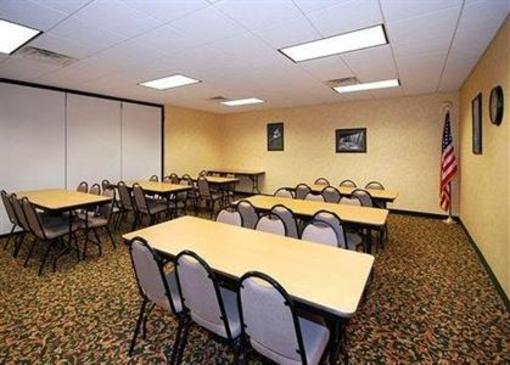 фото отеля Comfort Suites Escanaba