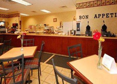 фото отеля Comfort Suites Escanaba