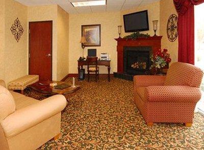 фото отеля Comfort Suites Escanaba
