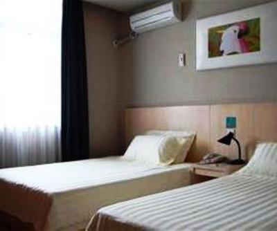 фото отеля Jinjiang Inn Helong Stadium Changsha
