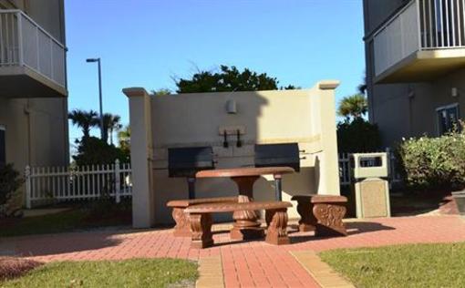 фото отеля Sandy Key Condominiums