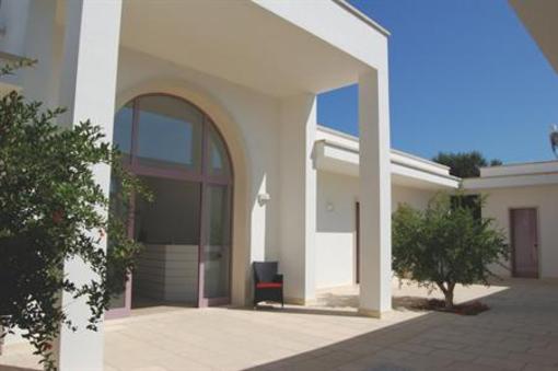 фото отеля Corte dei Melograni Resort Otranto
