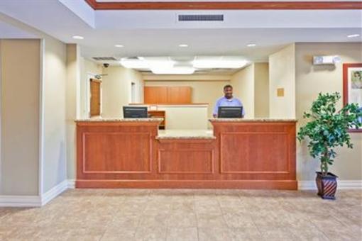 фото отеля Candlewood Suites Flowood