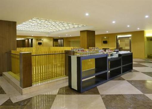 фото отеля Hotel Santika Surabaya