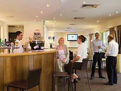 фото отеля Novotel Cairns Oasis Resort