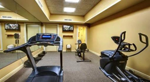 фото отеля Orangewood Suites
