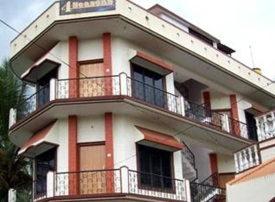 фото отеля 4 Seasons Homestay Kushalanagara