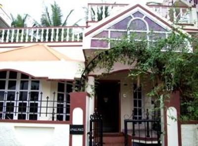 фото отеля 4 Seasons Homestay Kushalanagara