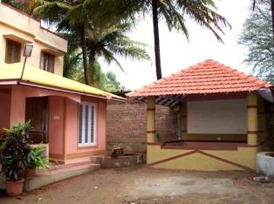 фото отеля 4 Seasons Homestay Kushalanagara