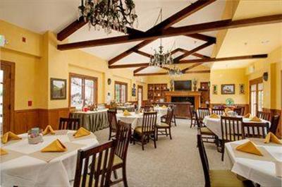 фото отеля Lighthouse Lodge & Suites