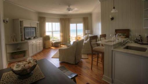 фото отеля Mainsail Beach Inn Holmes Beach