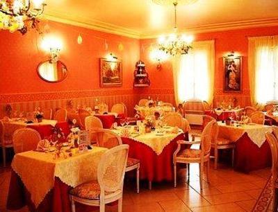 фото отеля Le Clos Du Montvinage Hotel Etreaupont