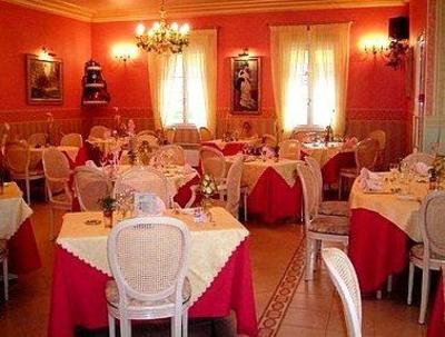 фото отеля Le Clos Du Montvinage Hotel Etreaupont