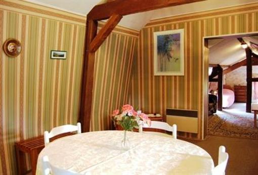 фото отеля Le Clos Du Montvinage Hotel Etreaupont