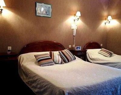 фото отеля Le Clos Du Montvinage Hotel Etreaupont