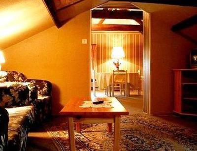 фото отеля Le Clos Du Montvinage Hotel Etreaupont